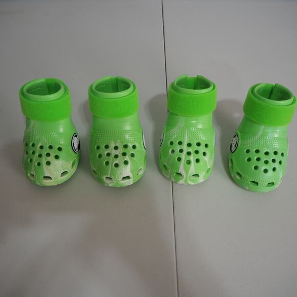 Limited‎ Edition Crocs for Dogs Boots Lime Green. Like New Crocs For Large Dogs - Picture 2 of 12